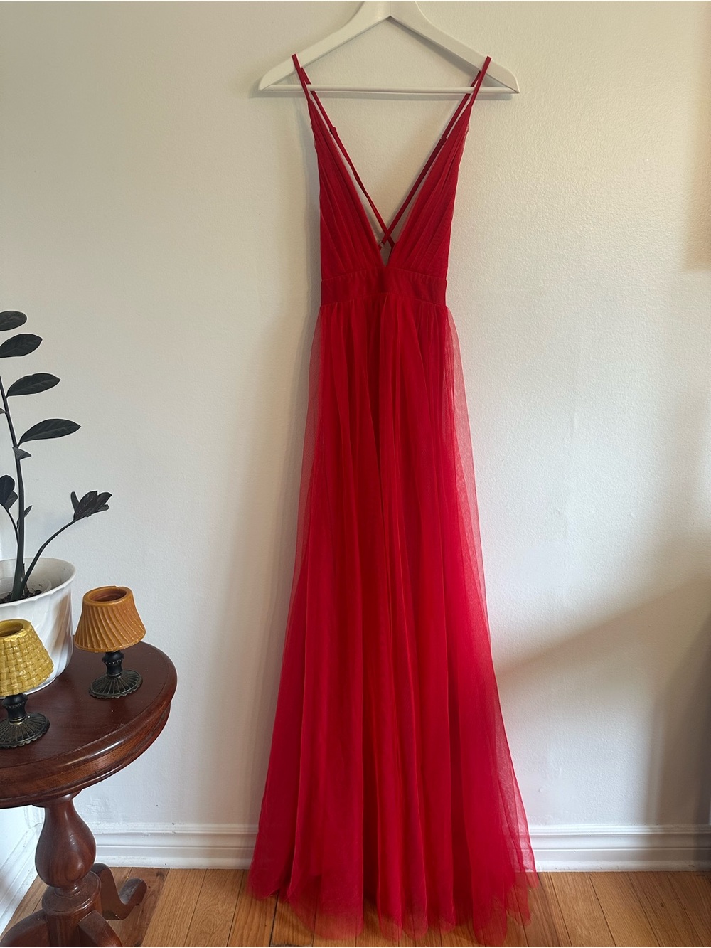 Luxxel Red Spaghetti-Strap Tulle Maxi Dress small